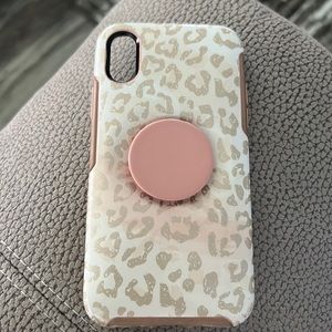 Rose Gold Leopard iPhone XS OtterBox with built in pop socket